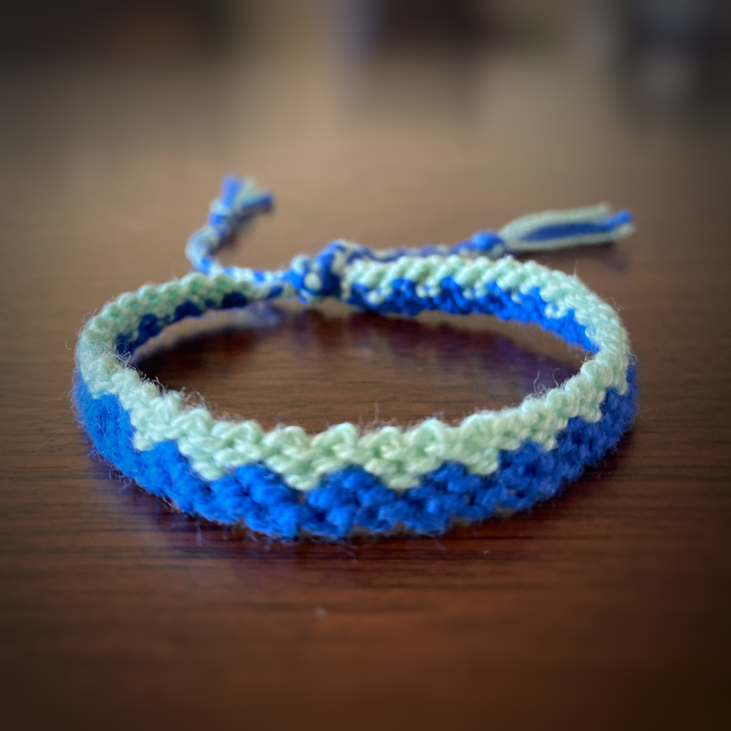 Braided Macrame Wristlet – Mountain Pattern