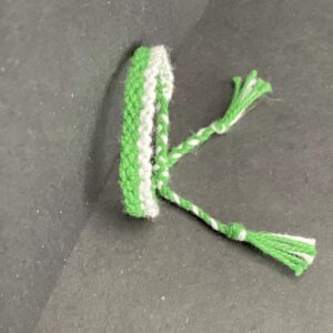 Macramé Bracelet Tutorial – Chain Pattern