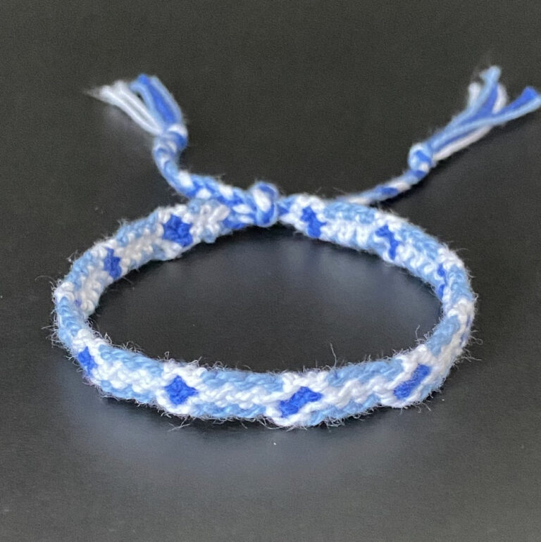 Macrame Braided Bracelet – Blue Diamond Chain