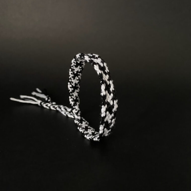 Cotton Hand-Waven Bracelet – Black & White Houndstooth